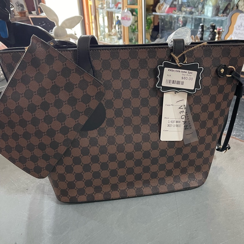 Tote Black and Brown Pocket Book